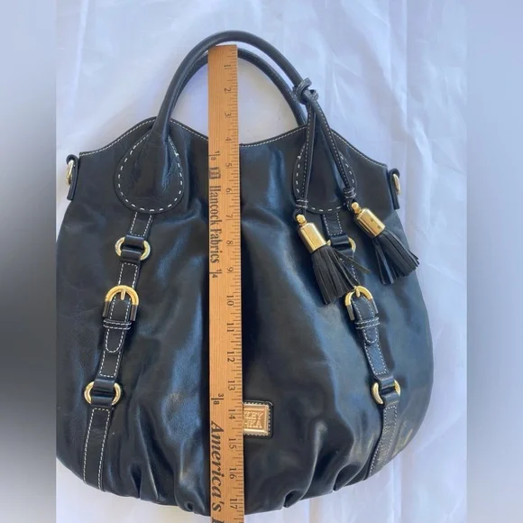 BADGLEY MISCHKA BLACK LEATHER BAG WITH SILVER AND GOLD TONED HARDWARE & BRANDING - Picture 14 of 16